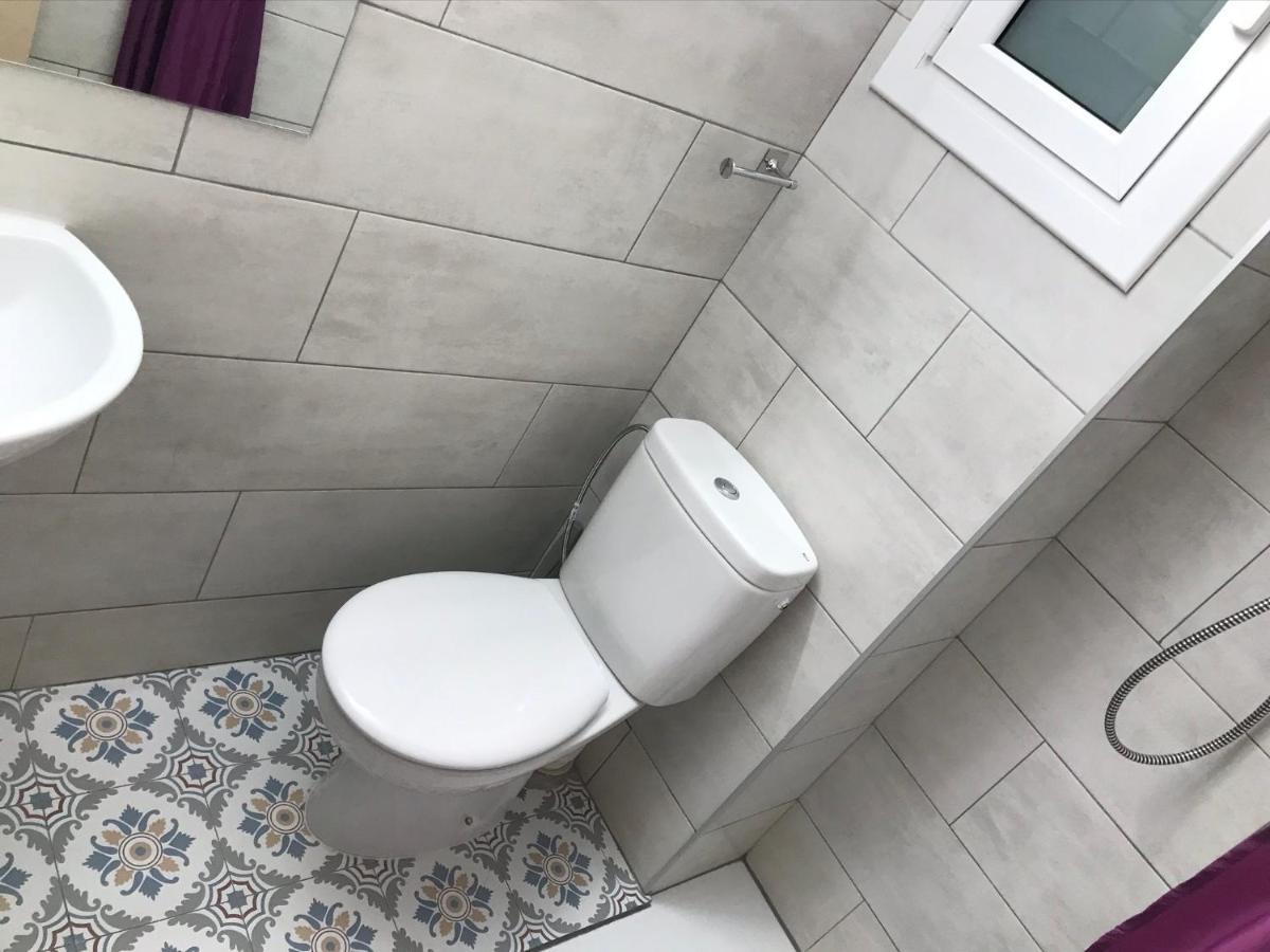 Hostal Radio Барселона Экстерьер фото