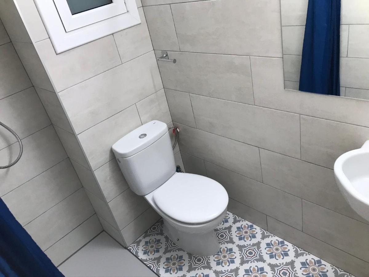 Hostal Radio Барселона Экстерьер фото